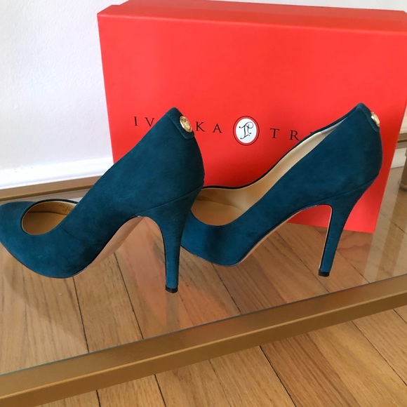 Ivanka Trump “Pinkish” pumps - Green Suede - 7 - Picture 5 of 8
